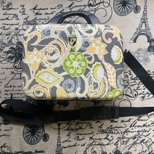 Heys hard shell S luggage